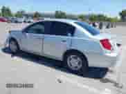 2004 Saturn ION ION 2 z VIN 1G8AJ52F44Z206921, wystawiony jako IAAI lot #42395938 z przebiegiem 129 558 mil mil oraz . Historia ofert i sprzedaży dostępna na DreamBid. Obrazek 3.