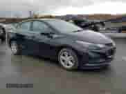 2017 Chevrolet Cruze LT z VIN 1G1BE5SM7H7108263, wystawiony jako Copart lot #90422715 z przebiegiem 108 223 mil mil oraz Czysty tytuł • Clean title. Historia ofert i sprzedaży dostępna na DreamBid. Obrazek 4.