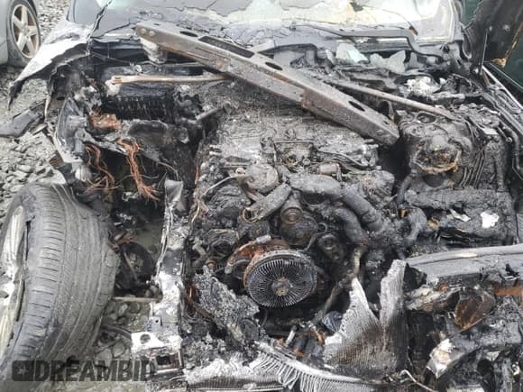 ✅ 2015 Land Rover Range Rover Supercharged • VIN: SALGS3TF5FA222300 • Lot: 84802775. Wystawiony na Copart z przebiegiem Nie podano. Bezpłatny archiwum sprzedaży aukcyjnych z USA i szczegółowy raport historii pojazdu na DreamBid. Zdjęcie 12.