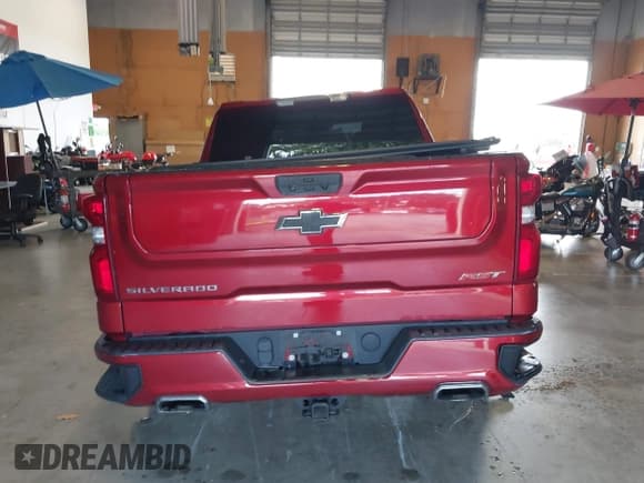 ✅ 2022 Chevrolet Silverado 1500 RST • VIN: 3GCUDEED0NG538893 • Lot: 42880421. Wystawiony na IAAI z przebiegiem Nie podano. Bezpłatny archiwum sprzedaży aukcyjnych z USA i szczegółowy raport historii pojazdu na DreamBid. Zdjęcie 17.