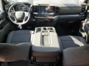 ✅ 2025 Chevrolet Silverado 2500HD LT • VIN: 2GC1KNE78S1234041 • Lot: 85681265. Wystawiony na Copart z przebiegiem 2 408 mil. Bezpłatny archiwum sprzedaży aukcyjnych z USA i szczegółowy raport historii pojazdu na DreamBid. Zdjęcie 8.