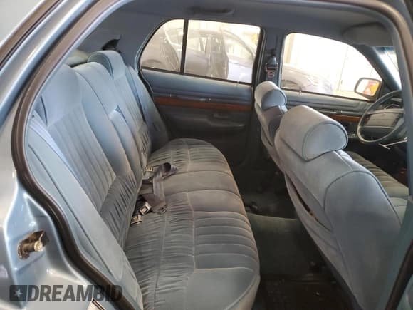 ✅ 1993 Mercury Grand Marquis LS • VIN: 2MELM75W3PX679750 • Lot: 58158015. Wystawiony na Copart z przebiegiem 78 189 mil. Bezpłatny archiwum sprzedaży aukcyjnych z USA i szczegółowy raport historii pojazdu na DreamBid. Zdjęcie 10.