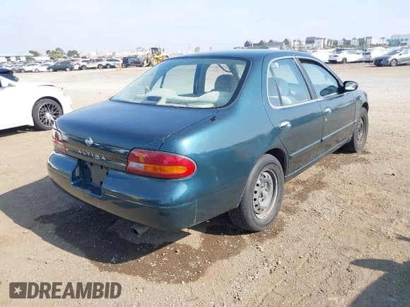 ✅ 1993 Nissan Altima GLE • VIN: 1N4BU31F1PC156595 • Лот: 42654230. Опубликован ранее на IAAI с пробегом 122 658 миль. Бесплатный доступ к архиву аукционных продаж из США и подробный отчёт об истории автомобиля на DreamBid. Изображение 4.