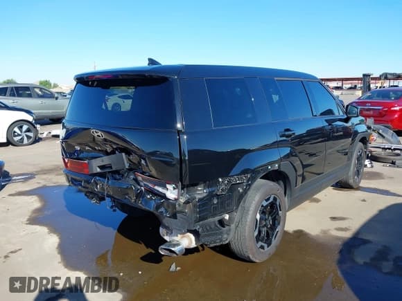 ✅ 2025 Hyundai Santa Fe SE • VIN: 5NMP14GL0SH106499 • Lot: 43292236. Listed on IAAI with 47,093 mi. Free auction sales archive from the USA and detailed vehicle history report at DreamBid. Image 4.