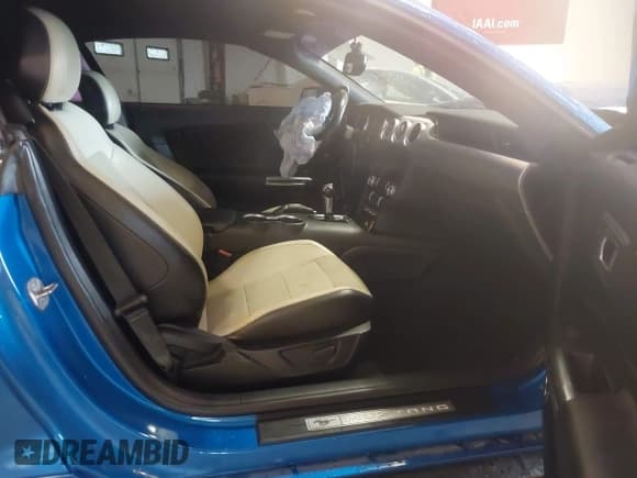 ✅ 2020 Ford Mustang GT Premium • VIN: 1FATP8FF4L5113062 • Лот: 41971710. Опубликован ранее на IAAI с пробегом 111 864 миль. Бесплатный доступ к архиву аукционных продаж из США и подробный отчёт об истории автомобиля на DreamBid. Изображение 5.