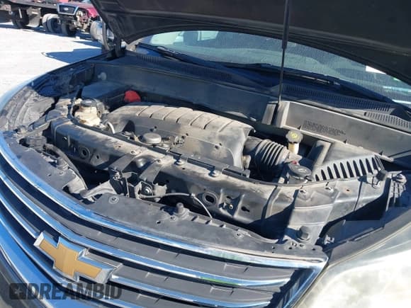 ✅ 2014 Chevrolet Traverse LT • VIN: 1GNKRGKD3EJ142150 • Lot: 43381233. Wystawiony na IAAI z przebiegiem 249 036 mil. Bezpłatny archiwum sprzedaży aukcyjnych z USA i szczegółowy raport historii pojazdu na DreamBid. Zdjęcie 10.