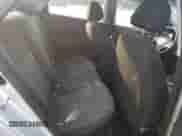 2019 Hyundai Accent SE z VIN 3KPC24A35KE057084, wystawiony jako Copart lot #56662873 z przebiegiem 86 212 mil mil oraz . Historia ofert i sprzedaży dostępna na DreamBid. Obrazek 10.