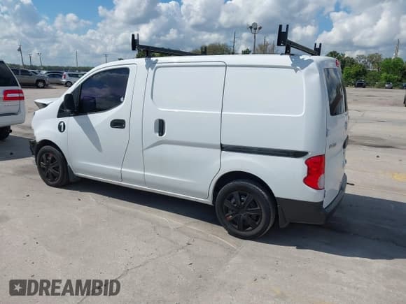 ✅ 2015 Nissan NV200 S • VIN: 3N6CM0KN5FK731984 • Lot: 41684136. Listed on IAAI with 142,416 mi. Free auction sales archive from the USA and detailed vehicle history report at DreamBid. Image 3.