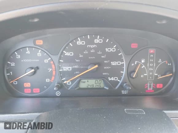 ✅ 2002 Honda Odyssey EX-L • VIN: 5FNRL18782B012133 • Lot: 42862639. Wystawiony na IAAI z przebiegiem 249 145 mil. Bezpłatny archiwum sprzedaży aukcyjnych z USA i szczegółowy raport historii pojazdu na DreamBid. Zdjęcie 7.