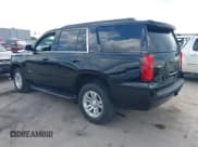 ✅ 2020 Chevrolet Tahoe LT • VIN: 1GNSCBKCXLR299233 • Lot: 43131742. Wystawiony na IAAI z przebiegiem 77 843 mil. Bezpłatny archiwum sprzedaży aukcyjnych z USA i szczegółowy raport historii pojazdu na DreamBid. Zdjęcie 3.