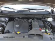 ✅ 2017 Toyota Highlander XLE • VIN: 5TDJZRFH9HS509332 • Lot: 42845718. Wystawiony na IAAI z przebiegiem 113 462 mil. Bezpłatny archiwum sprzedaży aukcyjnych z USA i szczegółowy raport historii pojazdu na DreamBid. Zdjęcie 10.