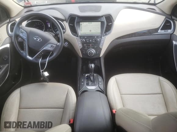 ✅ 2017 Hyundai Santa Fe 2.4L • VIN: 5XYZUDLBXHG420743 • Лот: 62570694. Опубликован ранее на Copart с пробегом 53 405 миль. Бесплатный доступ к архиву аукционных продаж из США и подробный отчёт об истории автомобиля на DreamBid. Изображение 8.