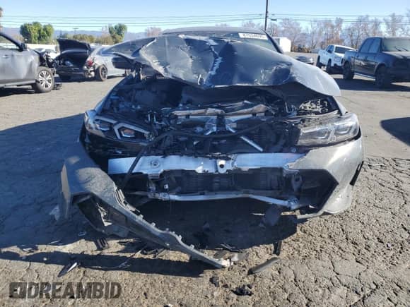 2024 BMW 3 Series M340i z VIN 3MW49FS09R8E05880, wystawiony jako Copart lot #87534695 z przebiegiem 18 033 mil mil oraz Szkoda całkowita • Salvage title. Historia ofert i sprzedaży dostępna na DreamBid. Obrazek 5.