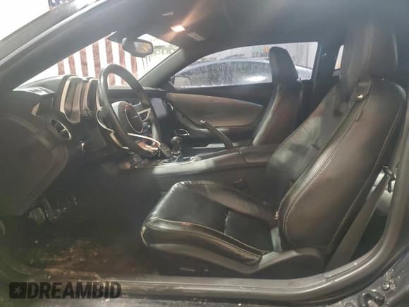 ✅ 2011 Chevrolet Camaro 2LT • VIN: 2G1FG1ED4B9129903 • Lot: 96139155. Wystawiony na Copart z przebiegiem 101 335 mil. Bezpłatny archiwum sprzedaży aukcyjnych z USA i szczegółowy raport historii pojazdu na DreamBid. Zdjęcie 7.