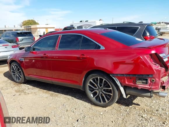 ✅ 2017 Ford Taurus SEL • VIN: 1FAHP2E8XHG127761 • Lot: 43620694. Wystawiony na IAAI z przebiegiem 174 447 mil. Bezpłatny archiwum sprzedaży aukcyjnych z USA i szczegółowy raport historii pojazdu na DreamBid. Zdjęcie 15.