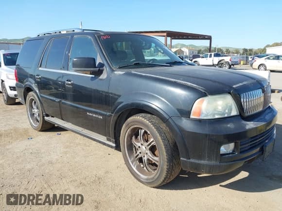 ✅ 2006 Lincoln Navigator Luxury • VIN: 5LMFU27536LJ25912 • Lot: 42004689. Listed on IAAI with 160,020 mi. Free auction sales archive from the USA and detailed vehicle history report at DreamBid. Image 1.