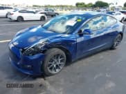 ✅ 2023 Tesla Model 3 • VIN: 5YJ3E1EA3PF677688 • Lot: 43258186. Wystawiony na IAAI z przebiegiem 81 289 mil. Bezpłatny archiwum sprzedaży aukcyjnych z USA i szczegółowy raport historii pojazdu na DreamBid. Zdjęcie 17.