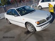 ✅ 2004 BMW 3 Series 325i • VIN: WBAET37414NJ41950 • Lot: 43883478. Listed on IAAI with 213,622 mi. Free auction sales archive from the USA and detailed vehicle history report at DreamBid. Image 1.