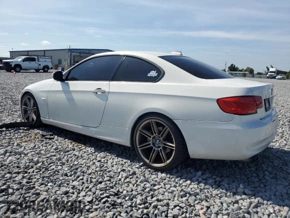 ✅ 2011 BMW 3 Series 328i • VIN: WBAKE3C52BE558146 • Lot: 63673695. Listed on Copart with Not provided. Free auction sales archive from the USA and detailed vehicle history report at DreamBid. Image 2.