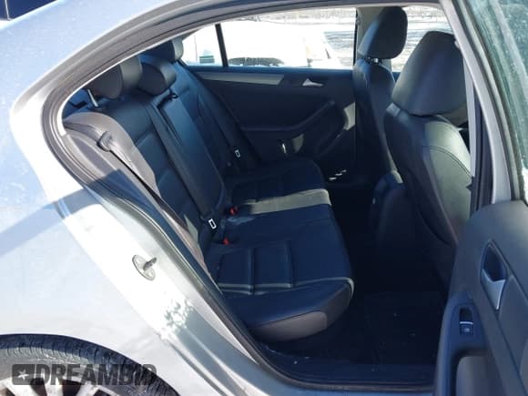 ✅ 2014 Volkswagen Jetta TDI w/Premium/Nav • VIN: 3VWLL7AJXEM382611 • Lot: 41609335. Listed on IAAI with 120,000 mi. Free auction sales archive from the USA and detailed vehicle history report at DreamBid. Image 8.