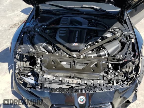 ✅ 2022 BMW M4 Competition xDrive • VIN: WBS33BA09NCK88209 • Лот: 46529225. Опубликован ранее на Copart с пробегом 12 036 миль. Бесплатный доступ к архиву аукционных продаж из США и подробный отчёт об истории автомобиля на DreamBid. Изображение 11.