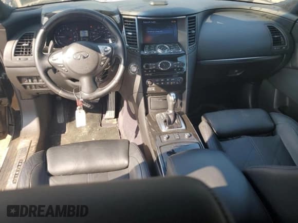 ✅ 2016 Infiniti QX70 • VIN: JN8CS1MW8GM750605 • Lot: 69073455. Listed on Copart with 228,637 mi. Free auction sales archive from the USA and detailed vehicle history report at DreamBid. Image 8.