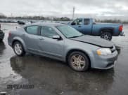 ✅ 2012 Dodge Avenger SXT • VIN: 1C3CDZCB0CN144274 • Лот: 70305594. Опубликован ранее на Copart с пробегом 117 187 миль. Бесплатный доступ к архиву аукционных продаж из США и подробный отчёт об истории автомобиля на DreamBid. Изображение 4.