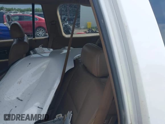 ✅ 2008 Honda Pilot EX-L • VIN: 5FNYF18798B027204 • Лот: 42760149. Опубликован ранее на IAAI с пробегом Не указан. Бесплатный доступ к архиву аукционных продаж из США и подробный отчёт об истории автомобиля на DreamBid. Изображение 11.