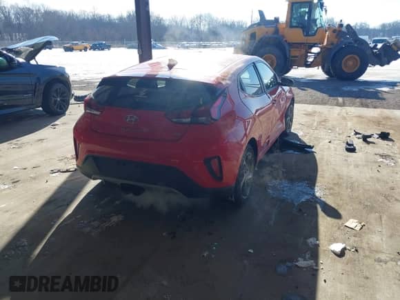 2019 Hyundai Veloster Premium with VIN KMHTG6AF6KU005242, listed as a IAAI auction lot 41358050 with 124,415 mi miles and . Bid and sale history available at DreamBid. Image 4.