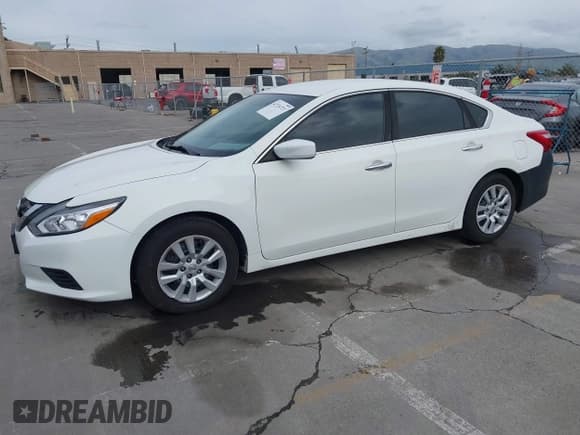 ✅ 2017 Nissan Altima S • VIN: 1N4AL3AP4HN337736 • Lot: 41724721. Listed on IAAI with 141,799 mi. Free auction sales archive from the USA and detailed vehicle history report at DreamBid. Image 2.