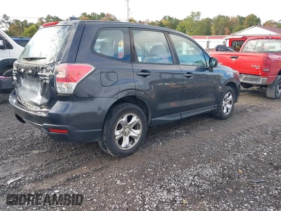 ✅ 2017 Subaru Forester • VIN: JF2SJAAC6HH488521 • Lot: 43308177. Wystawiony na IAAI z przebiegiem 127 851 mil. Bezpłatny archiwum sprzedaży aukcyjnych z USA i szczegółowy raport historii pojazdu na DreamBid. Zdjęcie 4.