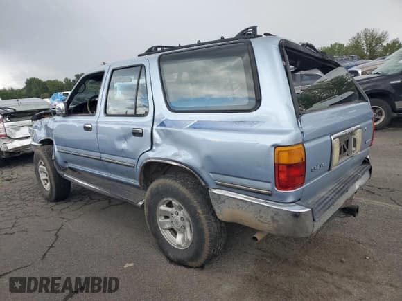 ✅ 1994 Toyota 4Runner • VIN: JT3VN39W0R0146514 • Лот: 68953664. Опубликован ранее на Copart с пробегом 123 014 миль. Бесплатный доступ к архиву аукционных продаж из США и подробный отчёт об истории автомобиля на DreamBid. Изображение 2.