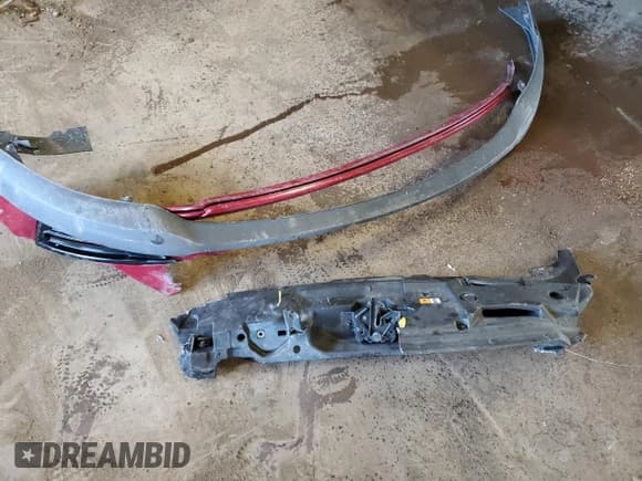 ✅ 2014 Ford Taurus SHO • VIN: 1FAHP2KT5EG116476 • Лот: 81125035. Опубликован ранее на Copart с пробегом Не указан. Бесплатный доступ к архиву аукционных продаж из США и подробный отчёт об истории автомобиля на DreamBid. Изображение 12.