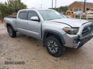 ✅ 2017 Toyota Tacoma SR5 • VIN: 3TMDZ5BN9HM013416 • Lot: 43557102. Listed on IAAI with 108,678 mi. Free auction sales archive from the USA and detailed vehicle history report at DreamBid. Image 1.
