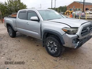 ✅ 2017 Toyota Tacoma SR5 • VIN: 3TMDZ5BN9HM013416 • Lot: 43557102. Listed on IAAI with 108,678 mi. Free auction sales archive from the USA and detailed vehicle history report at DreamBid. Image 1.