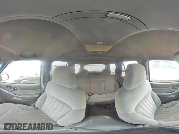 ✅ 2002 Chevrolet Blazer LS • VIN: 1GNDT13W52K169699 • Lot: 45846975. Wystawiony na Copart z przebiegiem 292 270 mil. Bezpłatny archiwum sprzedaży aukcyjnych z USA i szczegółowy raport historii pojazdu na DreamBid. Zdjęcie 13.