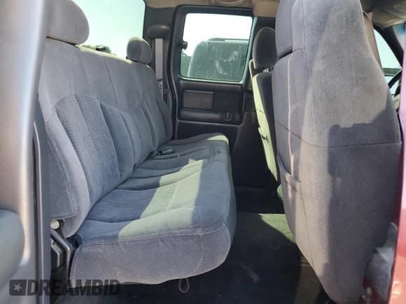 ✅ 2002 Chevrolet Silverado 1500 LS • VIN: 2GCEC19T921200317 • Lot: 72408054. Wystawiony na Copart z przebiegiem 264 934 mil. Bezpłatny archiwum sprzedaży aukcyjnych z USA i szczegółowy raport historii pojazdu na DreamBid. Zdjęcie 10.