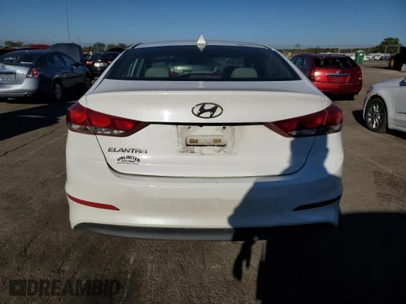 ✅ 2017 Hyundai Elantra Value Edition • VIN: 5NPD84LF7HH003722 • Lot: 86875795. Listed on Copart with 106,457 mi. Free auction sales archive from the USA and detailed vehicle history report at DreamBid. Image 6.