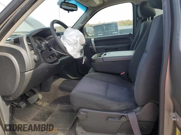 ✅ 2014 Chevrolet Silverado 2500HD LT • VIN: 1GC0KXCG0EF101300 • Lot: 89860795. Listed on Copart with 109,228 mi. Free auction sales archive from the USA and detailed vehicle history report at DreamBid. Image 7.