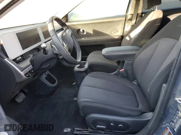 ✅ 2024 Hyundai Ioniq 5 SEL • VIN: KM8KNDDF3RU233033 • Lot: 76758294. Wystawiony na Copart z przebiegiem Nie podano mil. Skorzystaj z bezpłatnego archiwum sprzedaży aukcyjnych z USA i zobacz szczegółowy raport historii pojazdu na DreamBid. Zdjęcie 7.