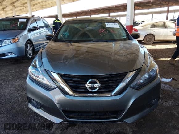 ✅ 2017 Nissan Altima SL • VIN: 1N4AL3AP0HC222109 • Лот: 43837304. Опубликован ранее на IAAI с пробегом 135 983 миль. Бесплатный доступ к архиву аукционных продаж из США и подробный отчёт об истории автомобиля на DreamBid. Изображение 6.