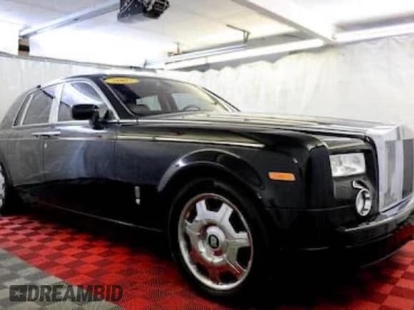 ✅ 2007 Rolls-Royce Phantom • VIN: SCA1S68547UX08408 • Лот: 45595295. Опубликован ранее на Copart с пробегом 27 778 миль. Бесплатный доступ к архиву аукционных продаж из США и подробный отчёт об истории автомобиля на DreamBid. Изображение 1.
