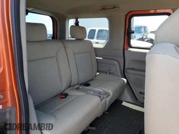 ✅ 2010 Honda Element LX • VIN: 5J6YH1H36AL005777 • Lot: 65401185. Listed on Copart with 92,255 mi. Free auction sales archive from the USA and detailed vehicle history report at DreamBid. Image 11.
