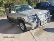 ✅ 2005 Chevrolet Avalanche Z66 • VIN: 3GNEC12Z85G219443 • Lot: 43497860. Listed on IAAI with 283,207 mi. Free auction sales archive from the USA and detailed vehicle history report at DreamBid. Image 1.