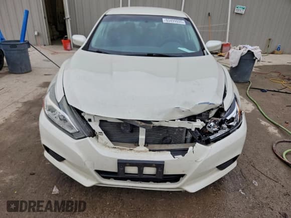 ✅ 2016 Nissan Altima SR • VIN: 1N4AL3AP8GC254837 • Лот: 93499935. Опубликован ранее на Copart с пробегом 293 056 миль. Бесплатный доступ к архиву аукционных продаж из США и подробный отчёт об истории автомобиля на DreamBid. Изображение 5.