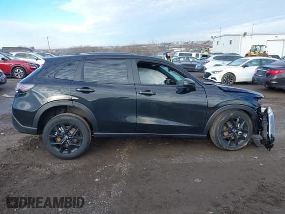 ✅ 2025 Honda HR-V Sport • VIN: 3CZRZ2H58SM723047 • Lot: 41214430. Listed on IAAI with Not provided. Free auction sales archive from the USA and detailed vehicle history report at DreamBid. Image 12.