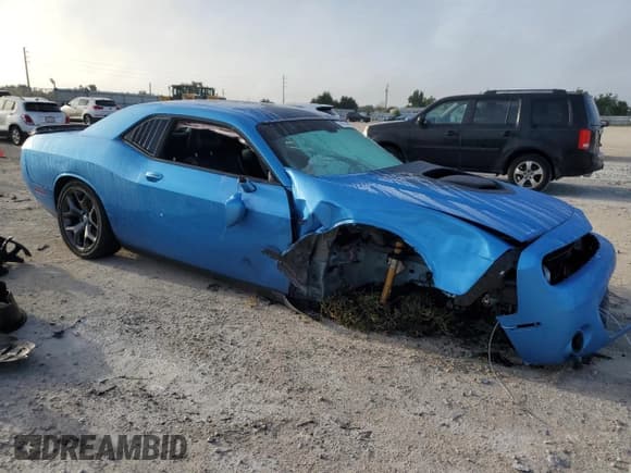✅ 2015 Dodge Challenger R/T Plus Shaker • VIN: 2C3CDZBT0FH923956 • Lot: 70082364. Wystawiony na Copart z przebiegiem 31 365 mil. Bezpłatny archiwum sprzedaży aukcyjnych z USA i szczegółowy raport historii pojazdu na DreamBid. Zdjęcie 4.