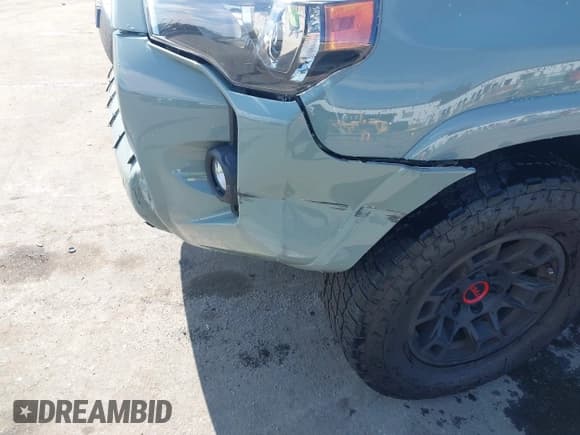 ✅ 2021 Toyota 4Runner TRD Pro • VIN: JTELU5JR4M5936140 • Lot: 42775666. Listed on IAAI with 33,129 mi. Free auction sales archive from the USA and detailed vehicle history report at DreamBid. Image 19.
