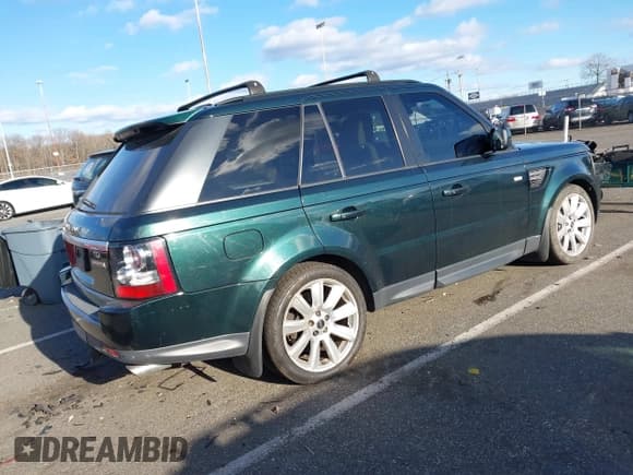 ✅ 2012 Land Rover Range Rover Sport SC • VIN: SALSH2E47CA759499 • Lot: 43921639. Listed on IAAI with 143,327 mi. Free auction sales archive from the USA and detailed vehicle history report at DreamBid. Image 4.