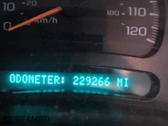 2004 Chevrolet Silverado 2500 LT с VIN 1GCGK23U44F106666, выставлен на аукционе IAAI как лот 41990598 с пробегом 229 266 миль миль и . История ставок и продаж доступна на DreamBid. Изображение 15.